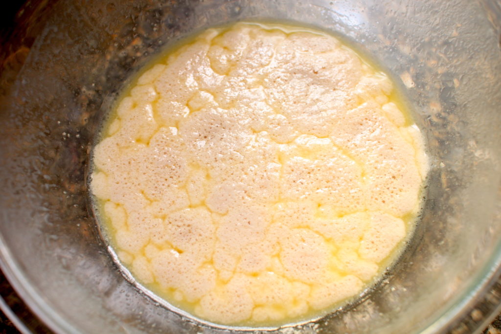 Foamy yeast for gluten-free cinnamon roll dough